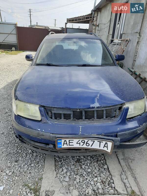 Универсал Volkswagen Passat 1999 в 
