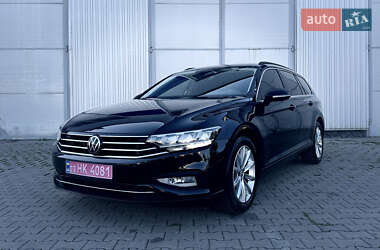 Універсал Volkswagen Passat 2021 в Чернівцях