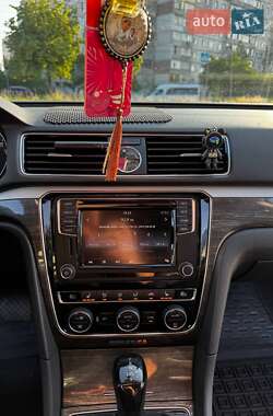 Седан Volkswagen Passat 2016 в 