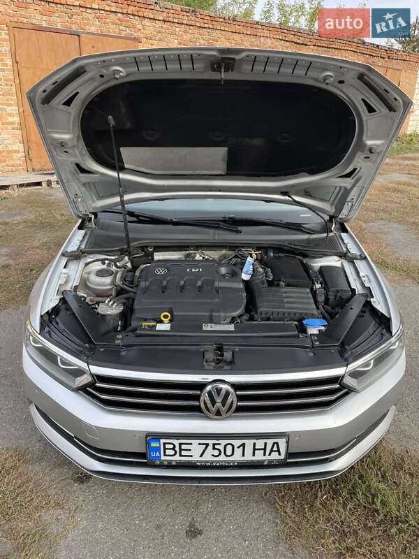 Универсал Volkswagen Passat 2015 в Первомайске