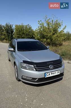 Универсал Volkswagen Passat 2011 в Шполе