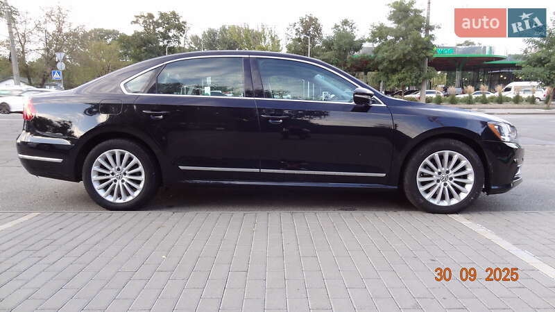 Седан Volkswagen Passat 2016 в Києві фото 11 Седан Volkswagen Passat 2016 в Києві