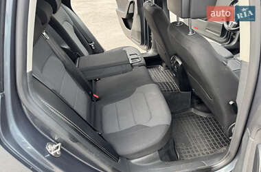 Универсал Volkswagen Passat 2012 в 
