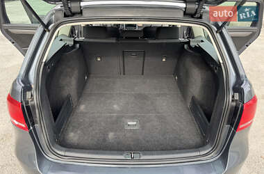 Универсал Volkswagen Passat 2012 в 