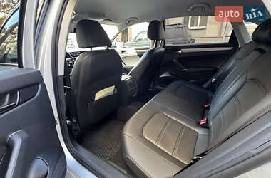 Седан Volkswagen Passat 2020 в Харькове