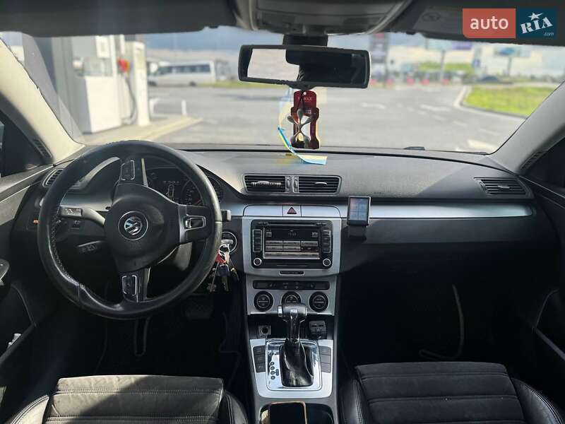 Универсал Volkswagen Passat 2009 в Львове