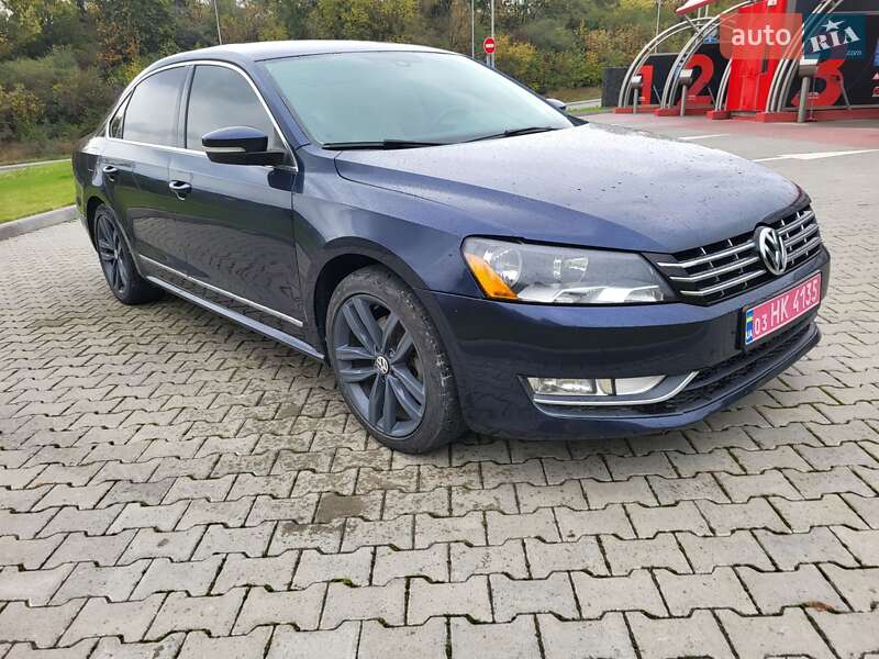 Седан Volkswagen Passat 2014 в Тернополе