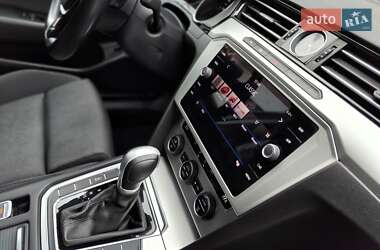 Универсал Volkswagen Passat 2019 в 