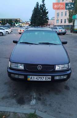 Універсал Volkswagen Passat 1994 в Богуславі