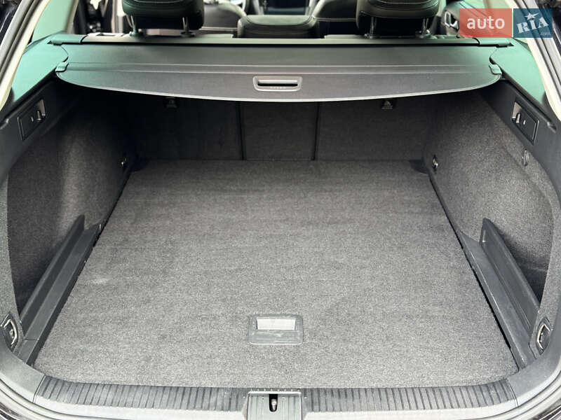 Универсал Volkswagen Passat 2021 в Житомире