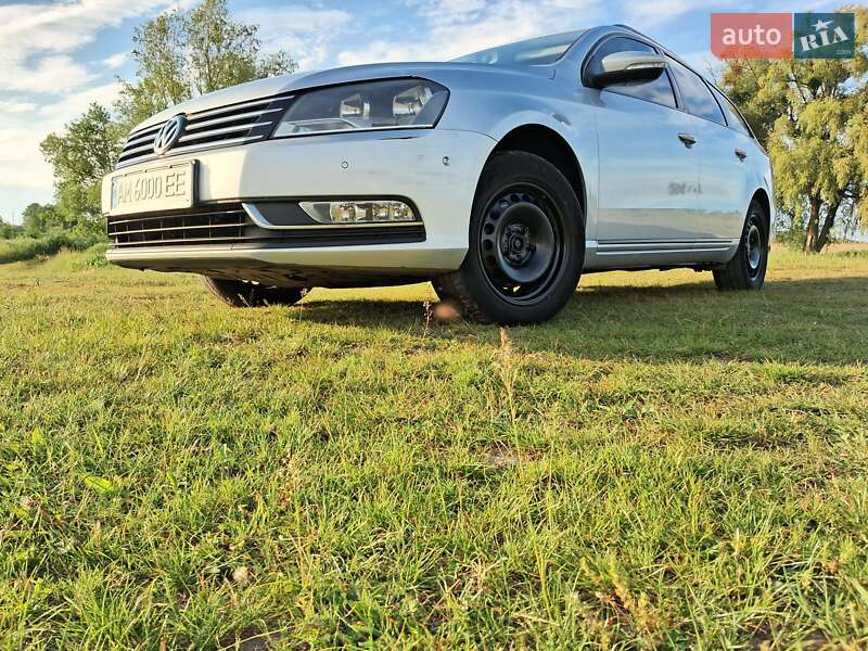 Універсал Volkswagen Passat 2011 в Києві фото 65 Універсал Volkswagen Passat 2011 в Києві