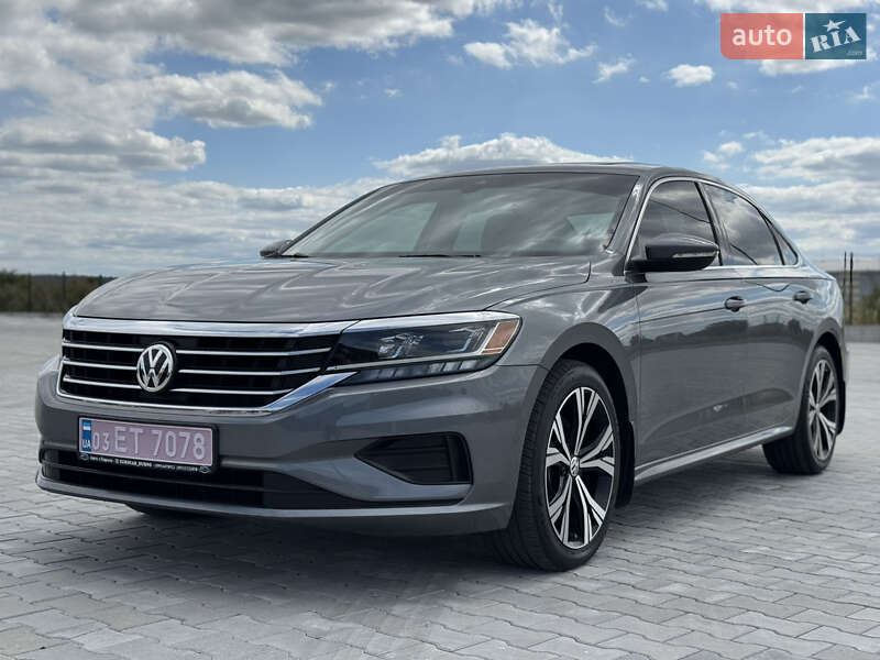 Volkswagen Passat 2021