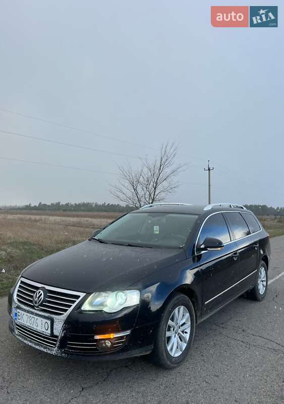 Универсал Volkswagen Passat 2008 в Ровно