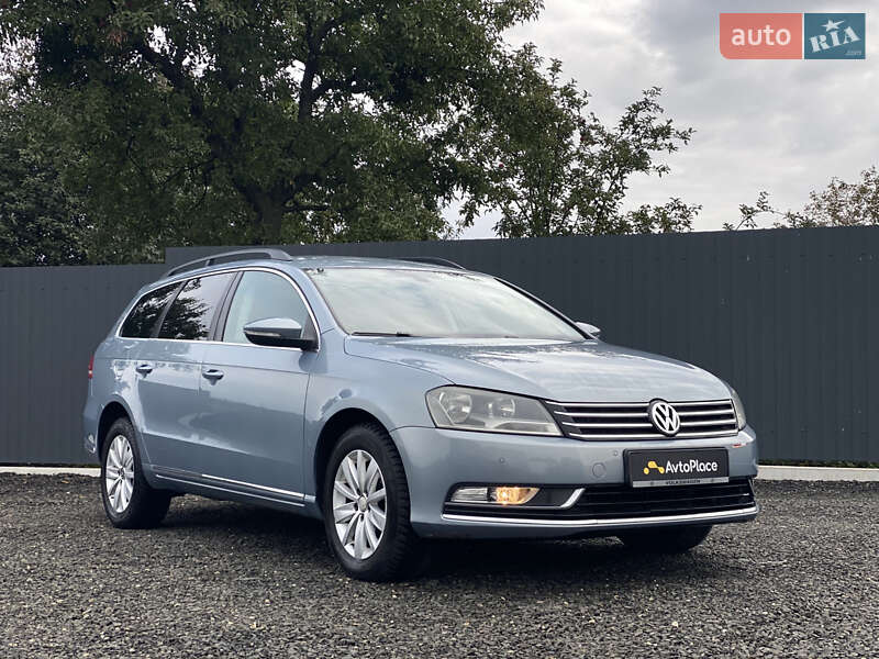 Volkswagen Passat 2011
