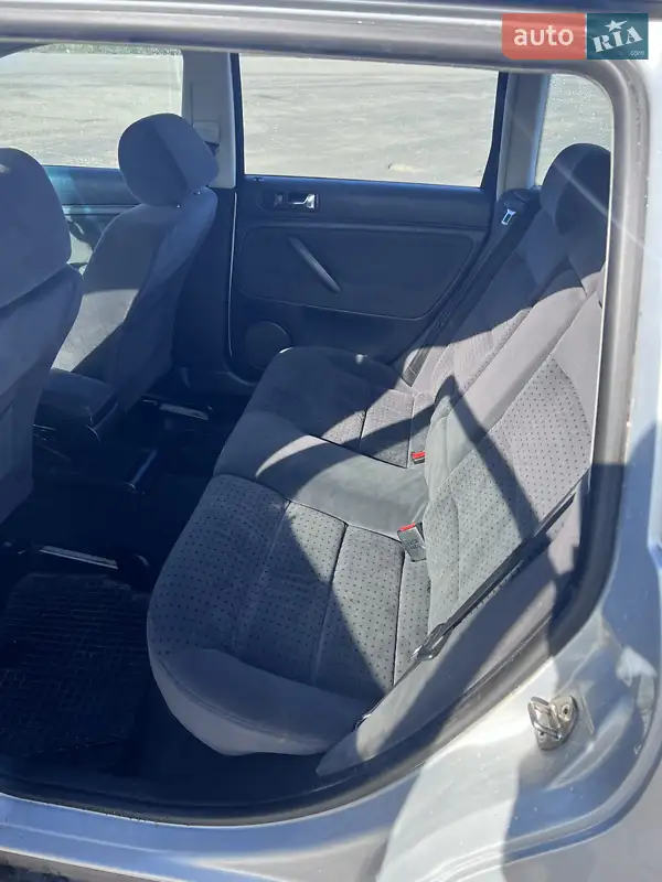 Volkswagen Passat 1999 VIN WVWZZZ3BZYE195069 фото оголошення 5 з 47