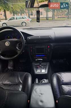 Универсал Volkswagen Passat 2003 в 