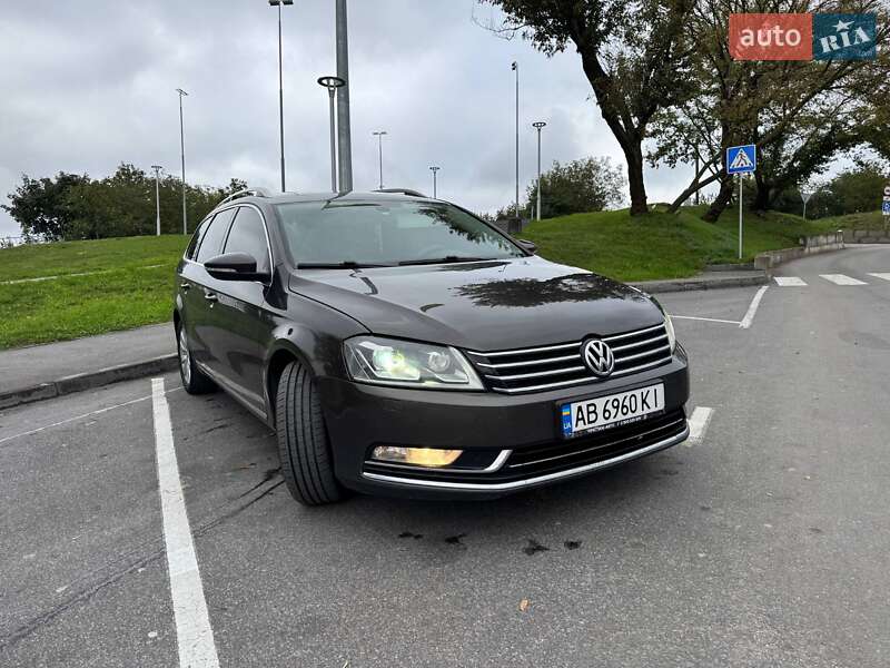 Универсал Volkswagen Passat 2012 в Виннице