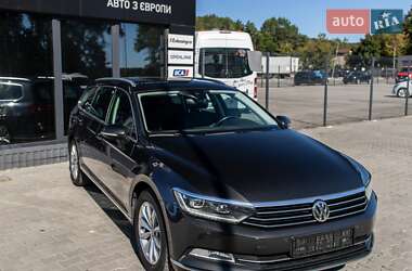 Універсал Volkswagen Passat 2018 в Львові