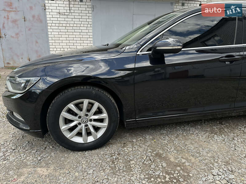 Универсал Volkswagen Passat 2016 в Житомире фото 13 Универсал Volkswagen Passat 2016 в Житомире