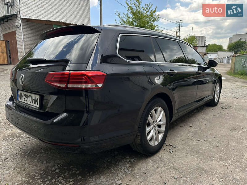 Универсал Volkswagen Passat 2016 в Житомире фото 16 Универсал Volkswagen Passat 2016 в Житомире