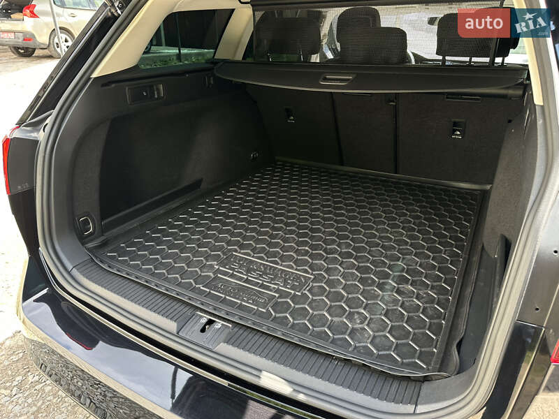 Универсал Volkswagen Passat 2016 в Житомире фото 38 Универсал Volkswagen Passat 2016 в Житомире