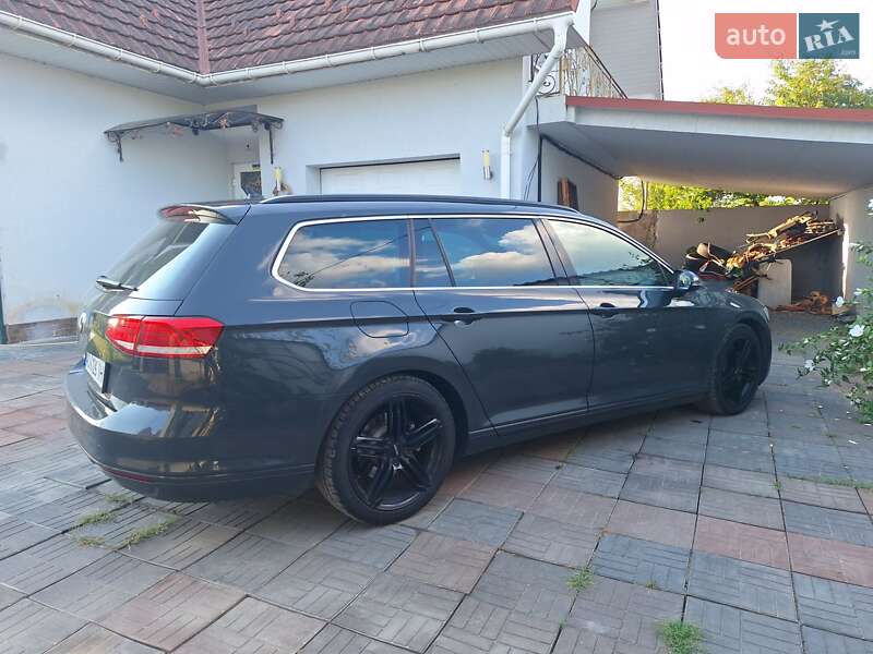 Универсал Volkswagen Passat 2015 в Мукачево