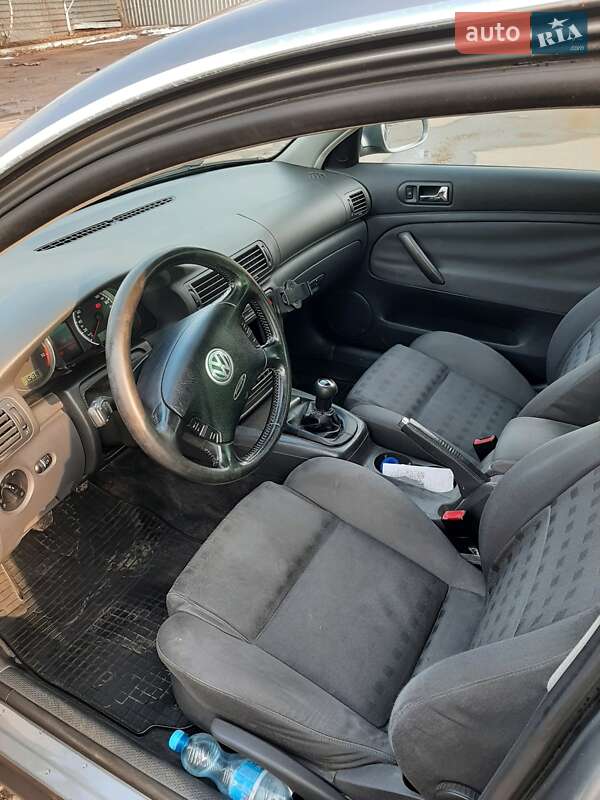 Универсал Volkswagen Passat 2004 в Полтаве