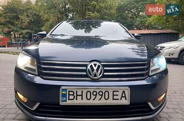 Универсал Volkswagen Passat 2012 в Одессе