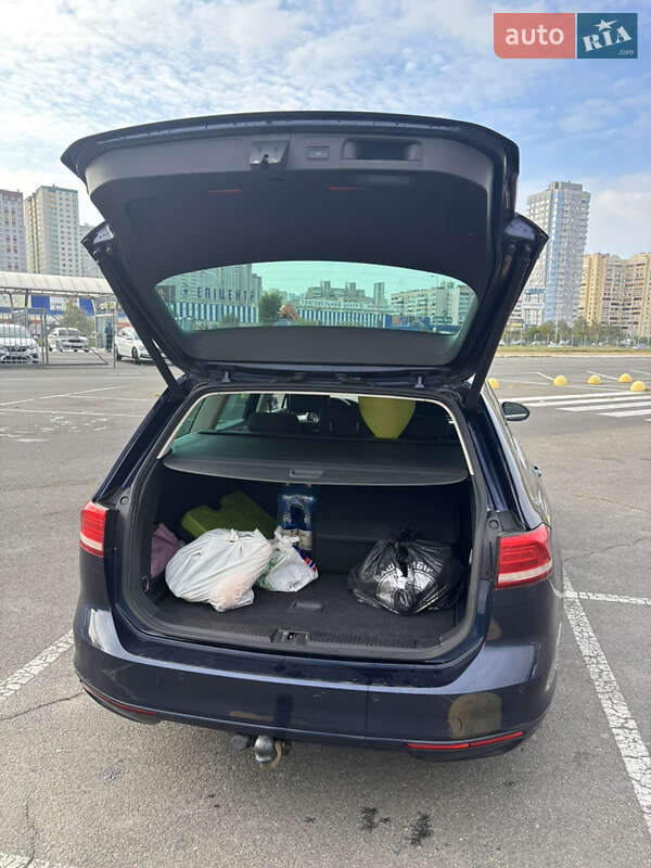 Универсал Volkswagen Passat 2016 в Киеве фото 7 Универсал Volkswagen Passat 2016 в Киеве