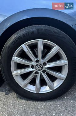 Универсал Volkswagen Passat 2015 в 
