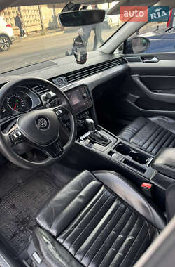 Универсал Volkswagen Passat 2015 в 