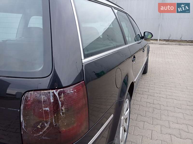 Універсал Volkswagen Passat 2004 в Чернівцях фото 20 Універсал Volkswagen Passat 2004 в Чернівцях