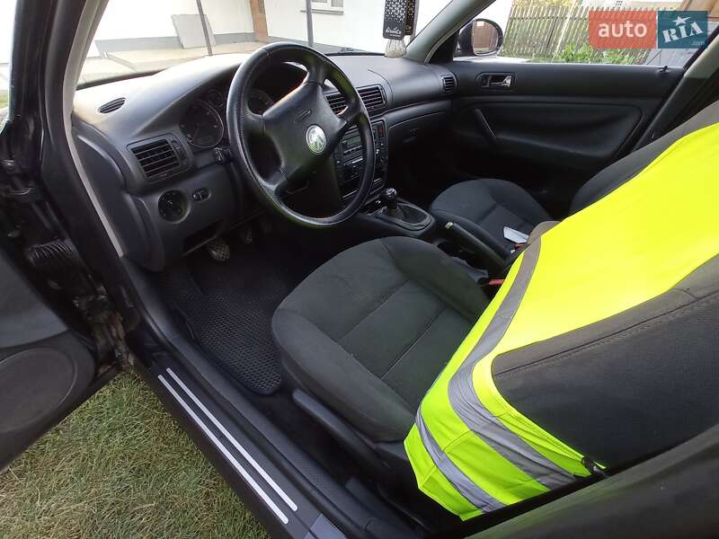 Універсал Volkswagen Passat 2004 в Чернівцях фото 53 Універсал Volkswagen Passat 2004 в Чернівцях