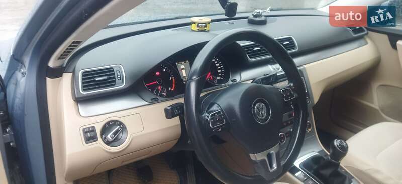 Універсал Volkswagen Passat 2013 в Кременці