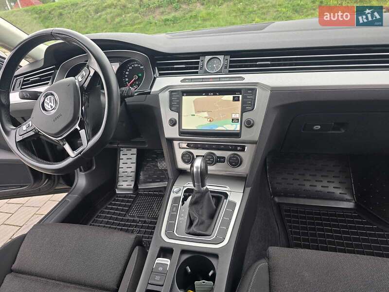 Универсал Volkswagen Passat 2016 в Стрые