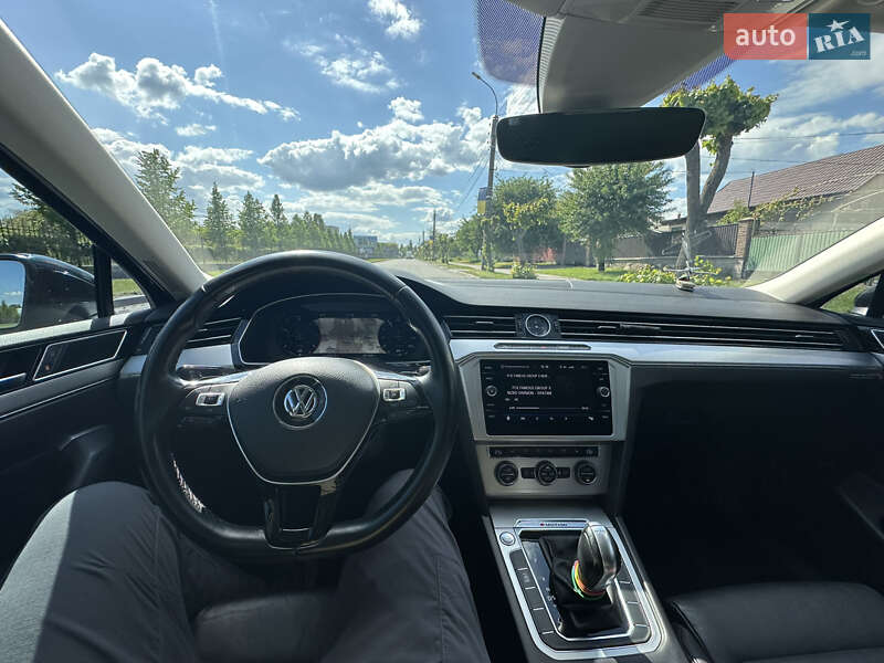 Универсал Volkswagen Passat 2018 в Умани