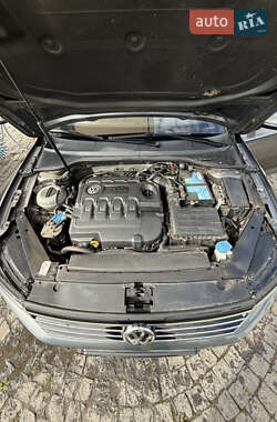 Универсал Volkswagen Passat 2015 в 