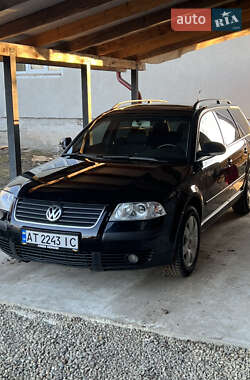 Универсал Volkswagen Passat 2004 в Калуше