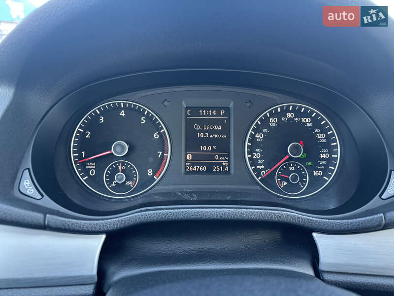Седан Volkswagen Passat 2013 в Киеве