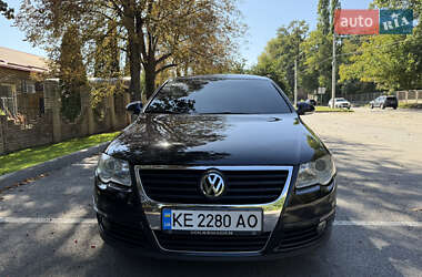 Седан Volkswagen Passat 2009 в Днепре
