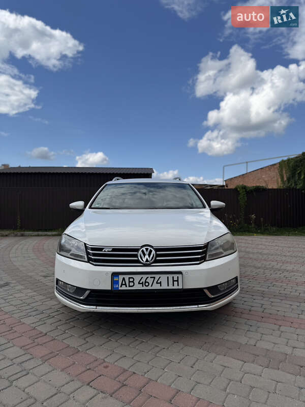 Volkswagen Passat 2011 Volkswagen Passat 2011