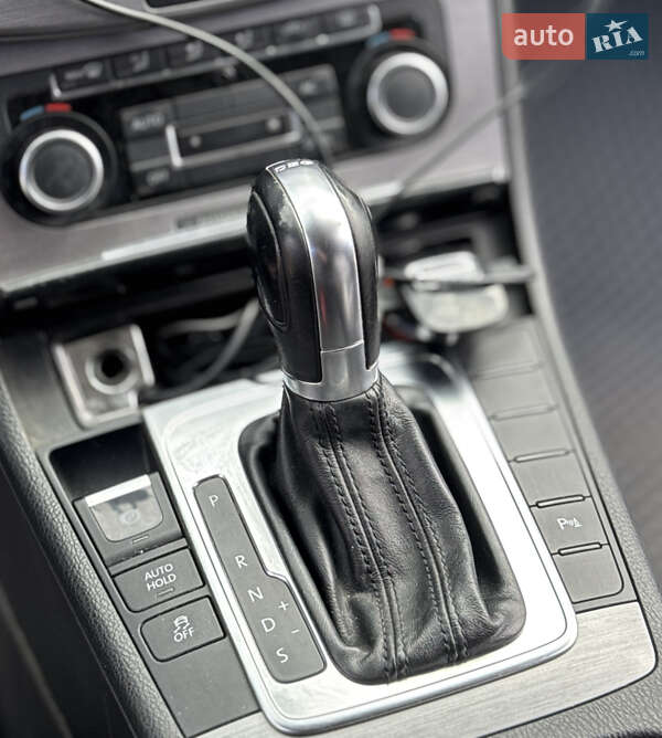 Універсал Volkswagen Passat 2011 в Вінниці