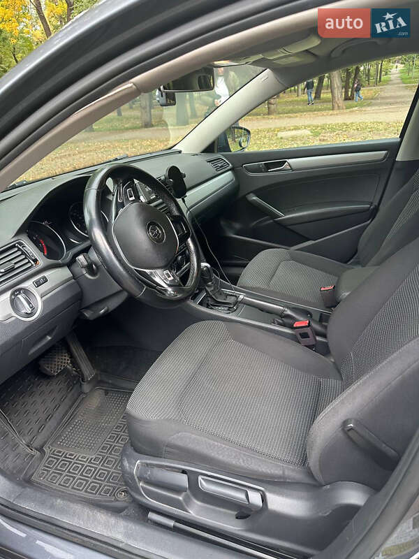 Седан Volkswagen Passat 2018 в Кривом Роге фото 13 Седан Volkswagen Passat 2018 в Кривом Роге