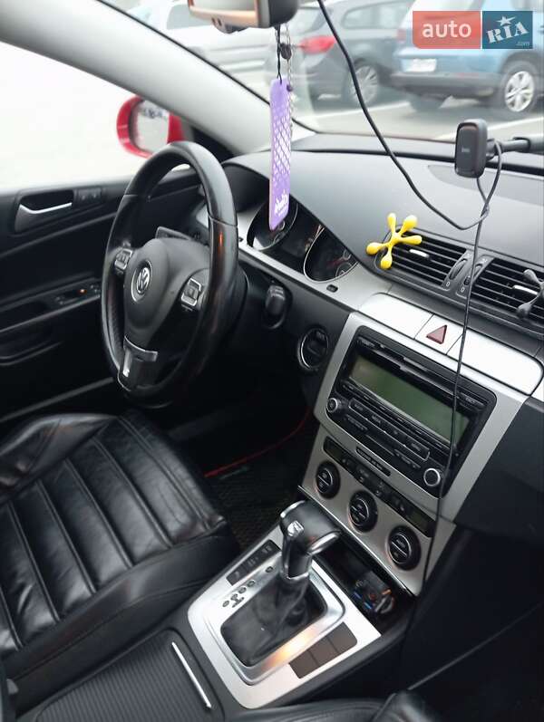 Универсал Volkswagen Passat 2009 в Львове