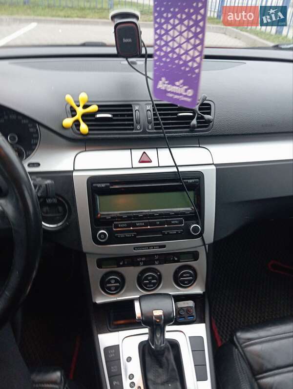 Универсал Volkswagen Passat 2009 в Львове