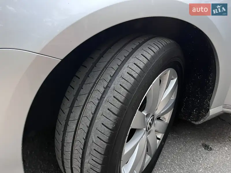 Volkswagen Passat 2014 VIN WVWZZZ3CZFE055173 фото оголошення 12 з 47