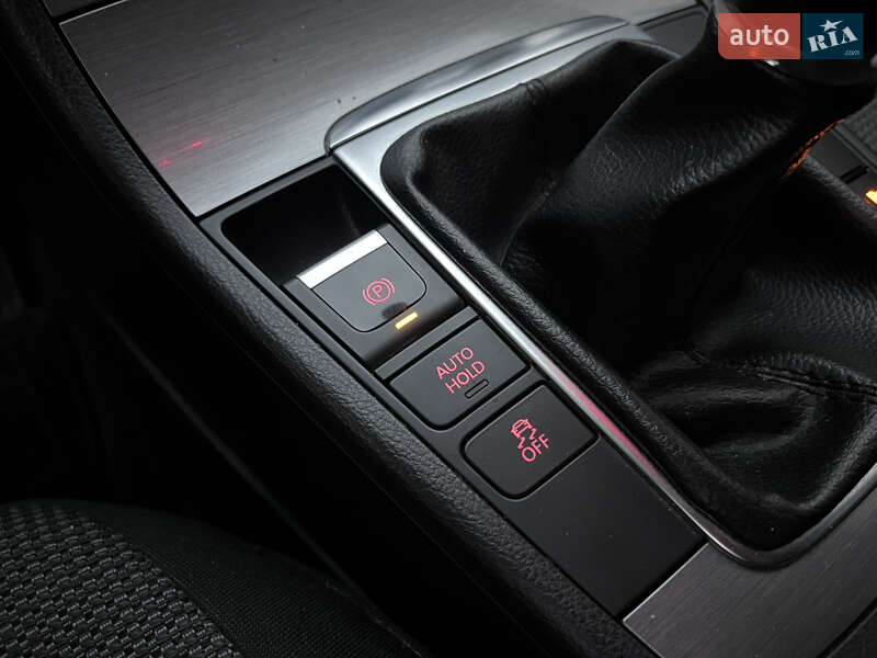 Универсал Volkswagen Passat 2014 в Василькове