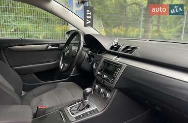 Универсал Volkswagen Passat 2014 в 
