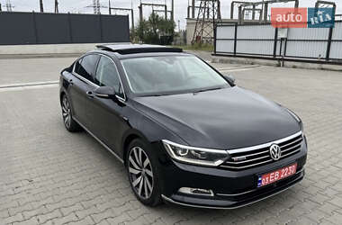 Седан Volkswagen Passat 2015 в Кременчуге