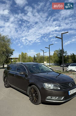 Универсал Volkswagen Passat 2012 в Днепре